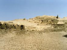 Poor Coptic houses north of Sennufer 1999 001