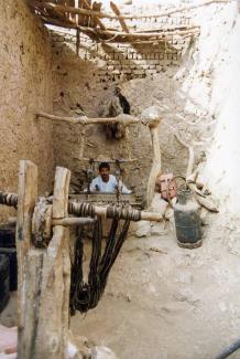 Coptic weavers and house 1999 004